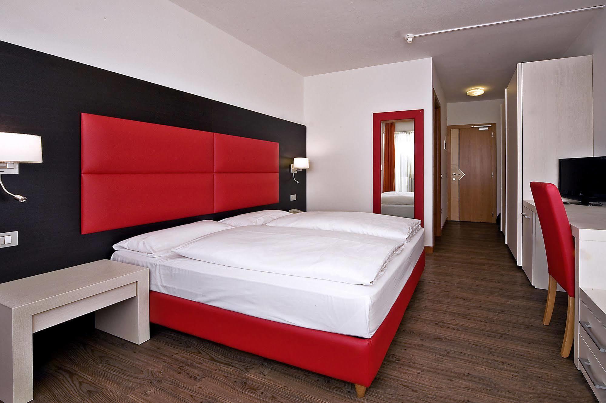 Hotel Baranci San Candido Zewnętrze zdjęcie