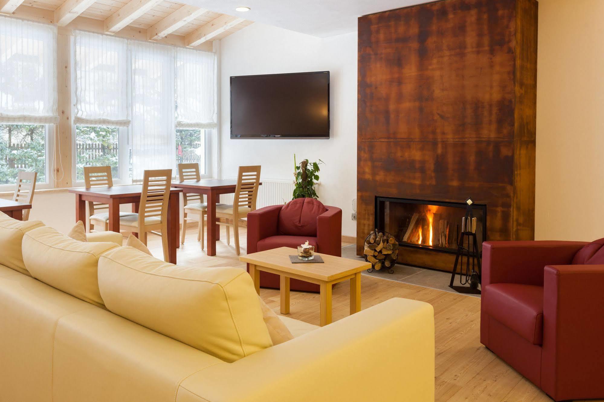 Hotel Baranci San Candido Zewnętrze zdjęcie
